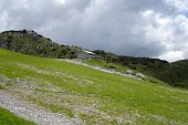 05 In vista del Rifugio Leco